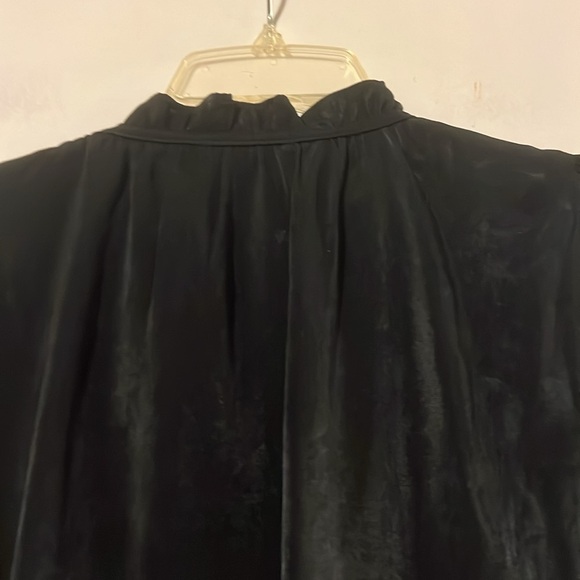 Aqua black satin  blouse ruffle neck. - Picture 6 of 8